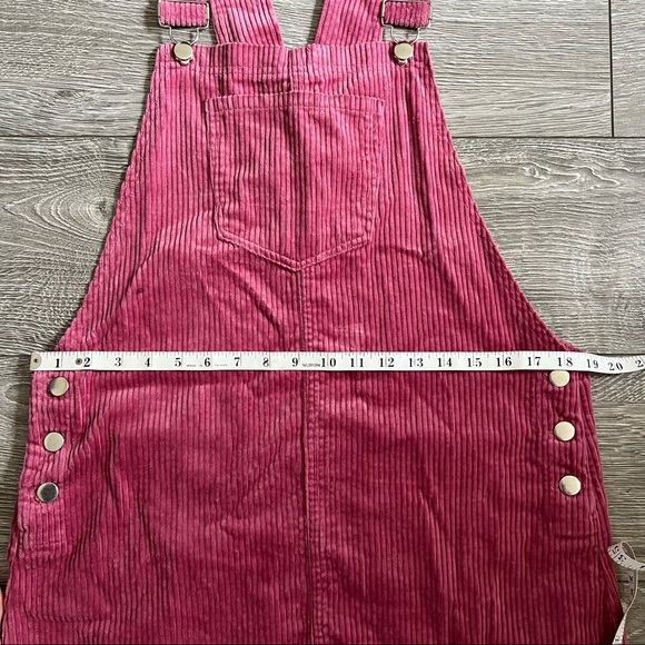 FOREVER 21 pink corduroy overalls skirt size large - Picture 4 of 9